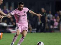 米兰体育登录入口-运动员克服困难展现出顽强拼搏精神