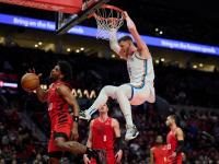 米兰体育入口-开拓者战胜雷霆，主场斗志爆发取胜