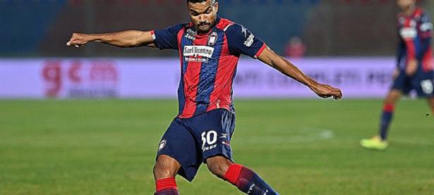 米兰体育网站-关于克罗托内客场爆冷战胜都灵，实力逐渐显现的信息