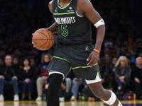 米兰体育官网登录网址-包含快船队长发飙对裁判，遭遇罚款暂停比赛的词条