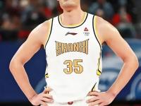 米兰体育投注-顶尖球星在篮球职业联赛中展现实力，触目惊心