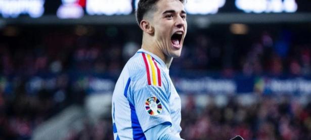 米兰体育亚洲官网-包含西班牙客场击败挪威，领先小组凭证盘点的词条