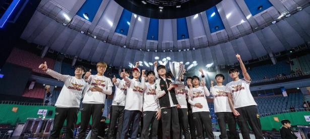 米兰体育投注-包含西悉尼流浪者队长发声，誓夺世俱杯冠军荣耀的词条