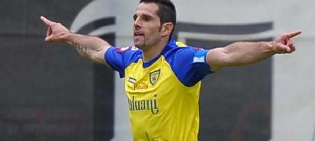 米兰体育教练-包含帕尔马客场轻松击败切沃，全面展现实力的词条