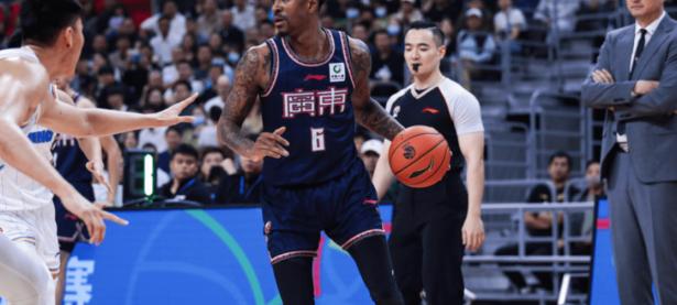 米兰体育在线-广东队客场击败湖南队，豪取三分