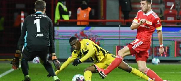 米兰体育在线-关于弗赖堡逆转获胜，实力不容小觑的信息