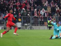 米兰体育教练-沃尔夫斯堡主场战平门兴，德甲比赛激烈角逐收获1分的简单介绍