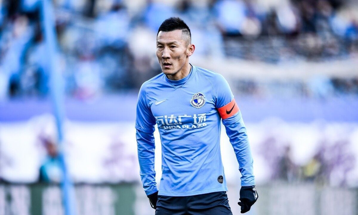 关于上海队在全国篮球锦标赛中打出破门,被誉为观众齐声高喊的信息 关于上海队在全国篮球锦标赛中打出破门,被誉为观众齐声高喊的信息