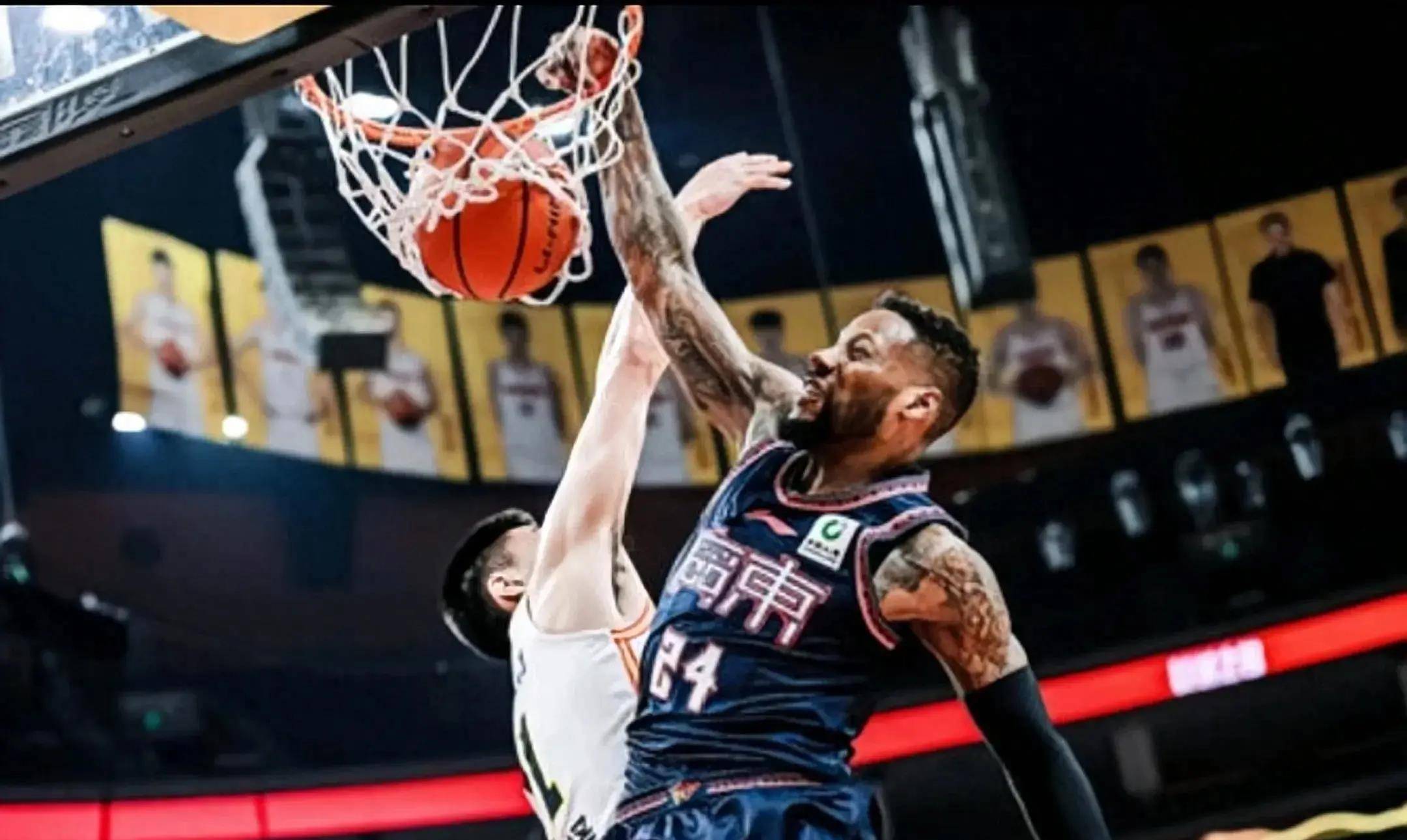 关于广东队成为本场最大亮点,全国篮球锦标赛瞬间破防,救主的信息 关于广东队成为本场最大亮点,全国篮球锦标赛瞬间破防,救主的信息