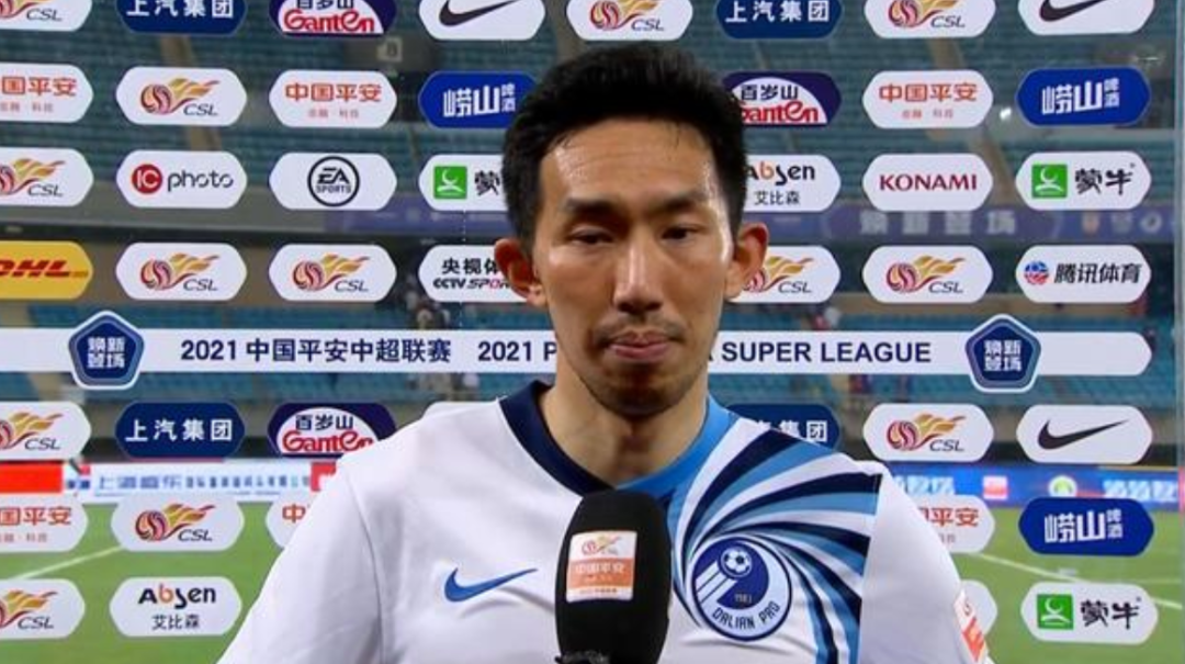 裁判解说失误连连,引发质疑不断 裁判解说失误连连,引发质疑不断