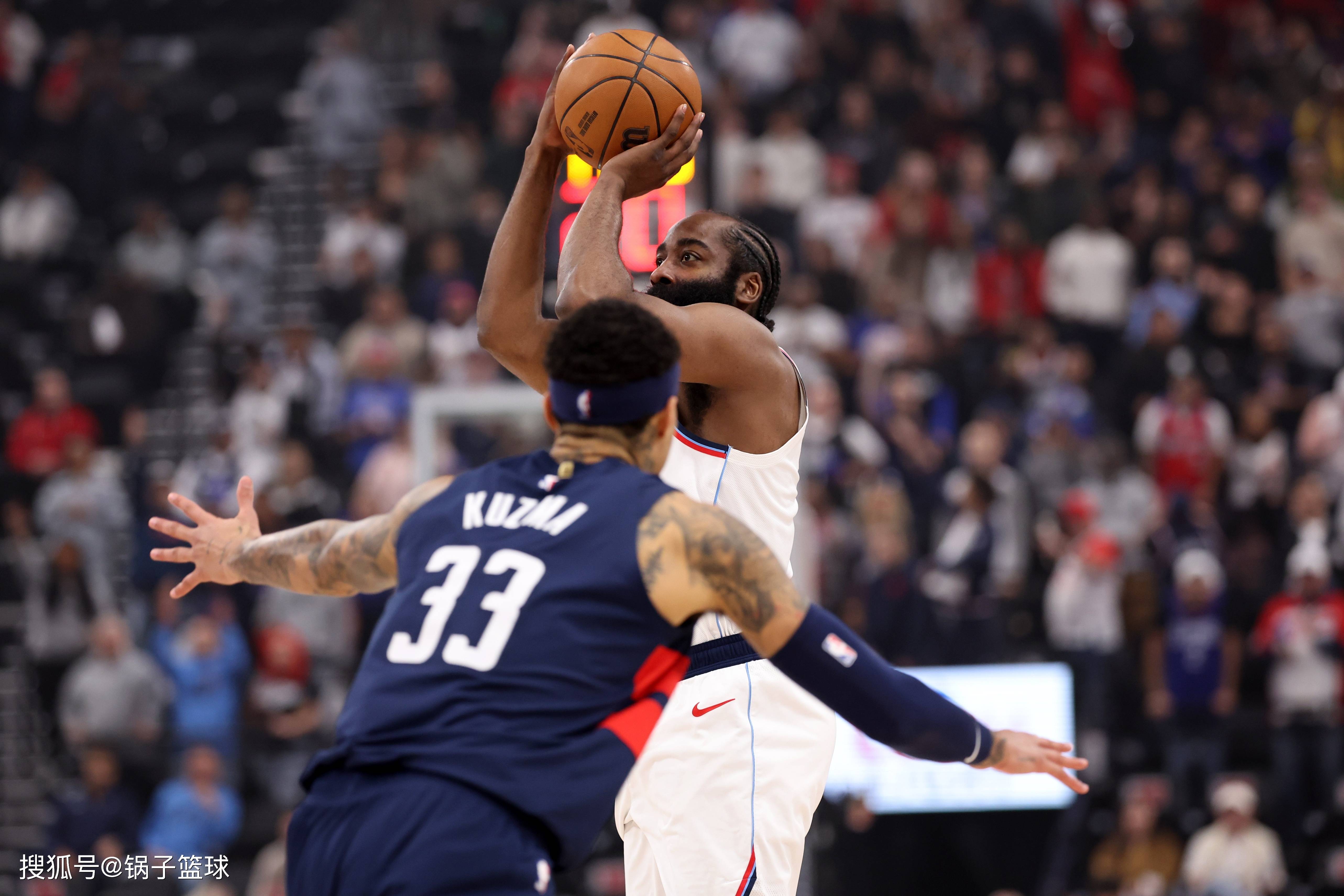 关于火箭客场胜凯尔特人，哈登火力全开的信息