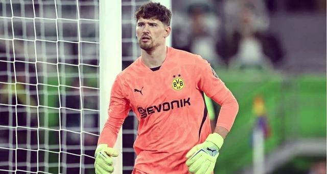 瑞士门将神勇扑救,成为球队守护神的简单介绍 瑞士门将神勇扑救,成为球队守护神的简单介绍