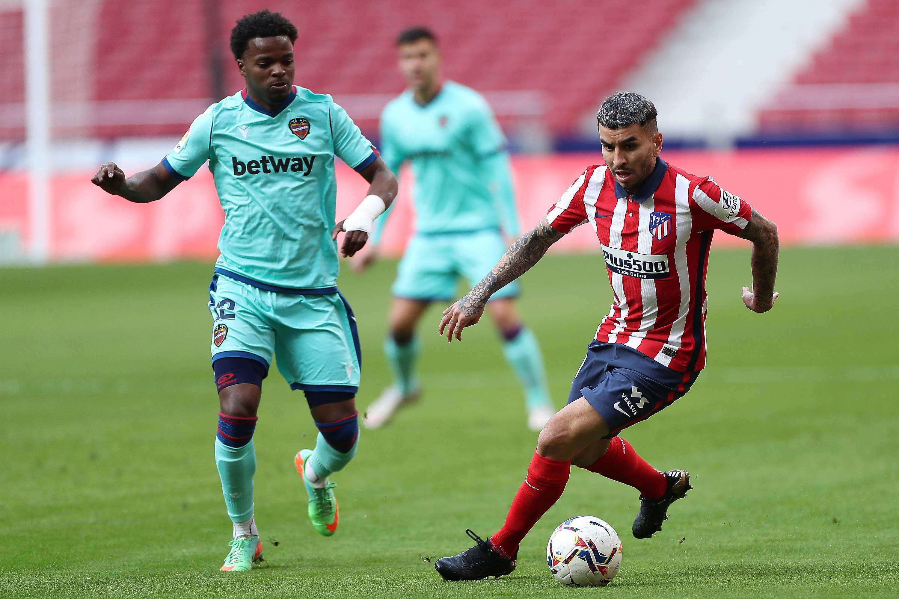 马德里竞技平局表现平平，出线形势堪忧的简单介绍