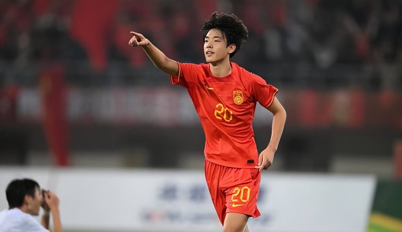 亚洲年轻球员在全球比赛中脱颖而出